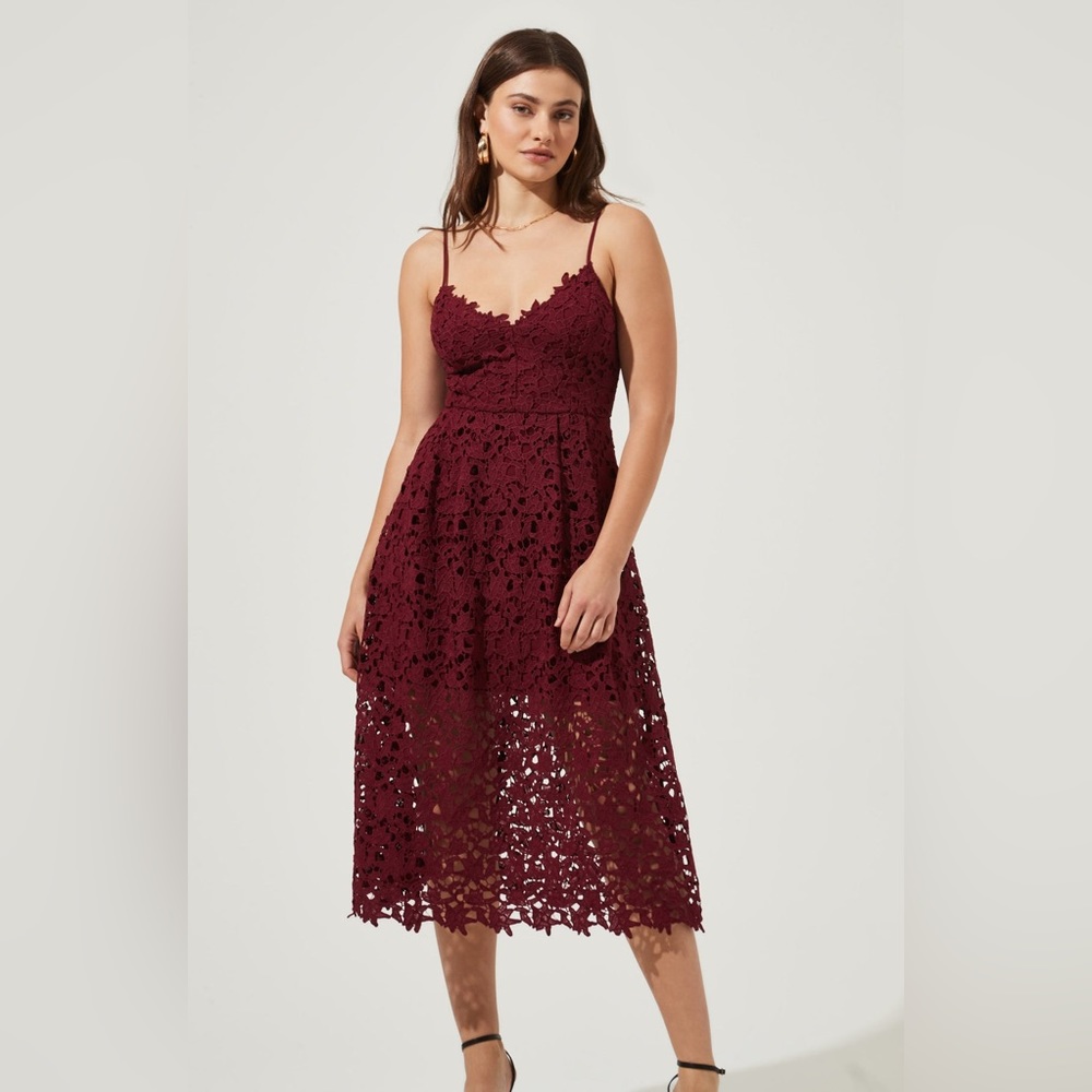 EUC Astr Wine Lace A-Line Midi Dress - Size XXL
